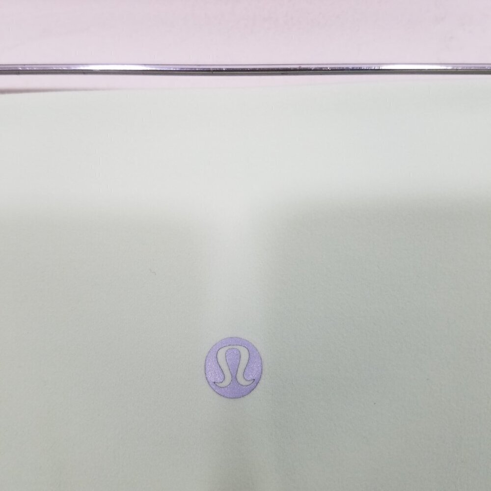 Like New Lululemon Align High‎ Rise Lined Shorts Size 2 - Picture 4 of 5